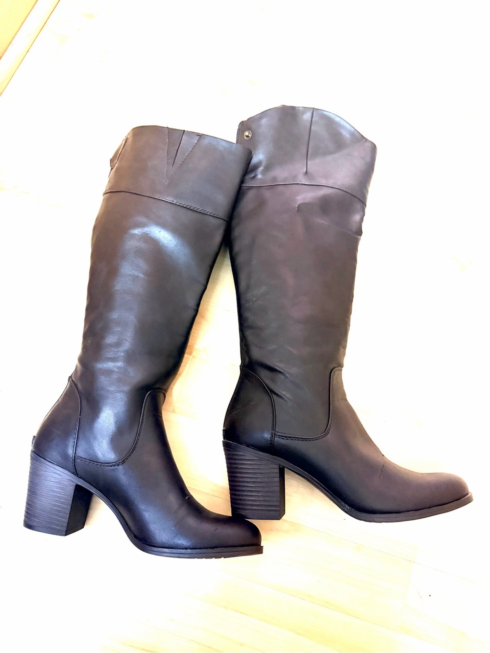 White Mountain Tall Black Leather Heeled Knee Boots